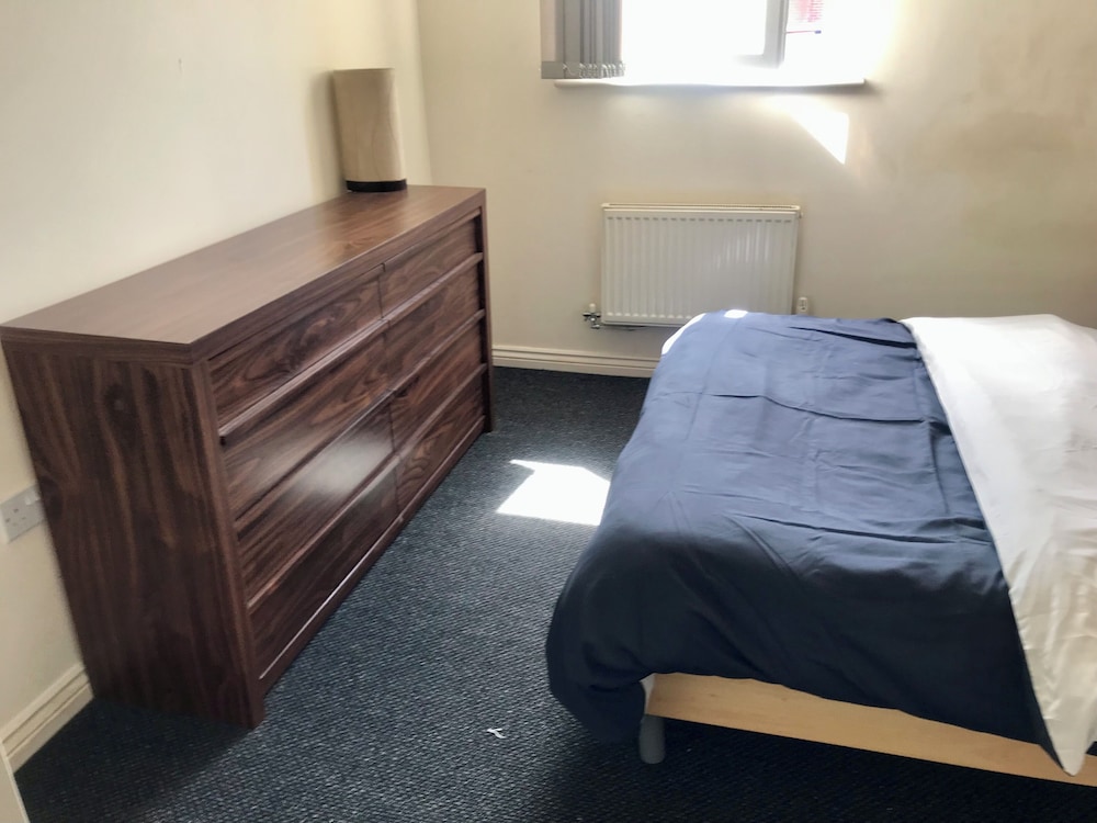 Immaculate 2-bed Apartment in Smethwick
