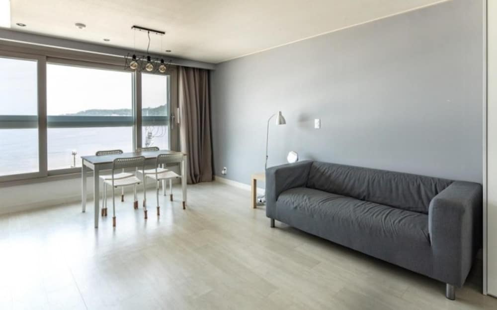 Busan Terrace Pension view 3