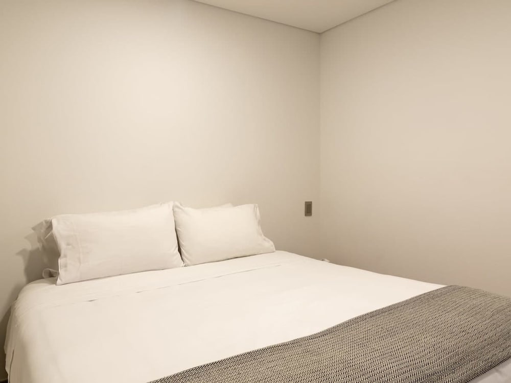 Bright 3BR in Laureles Medell n