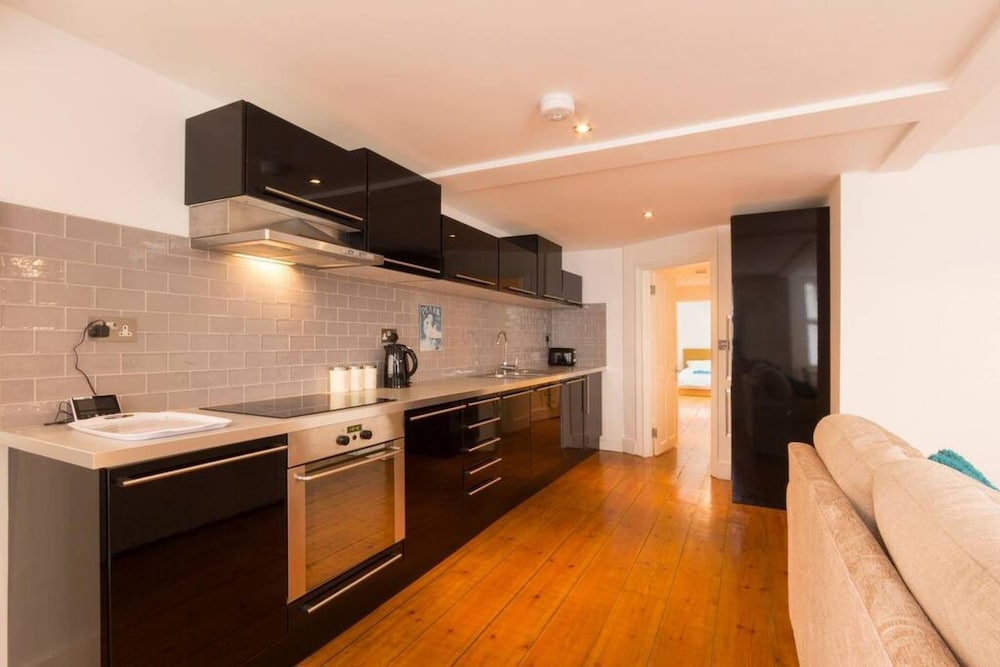 Ramsgate Vacations - Host Stay Victoria Gardens - Property Image 5