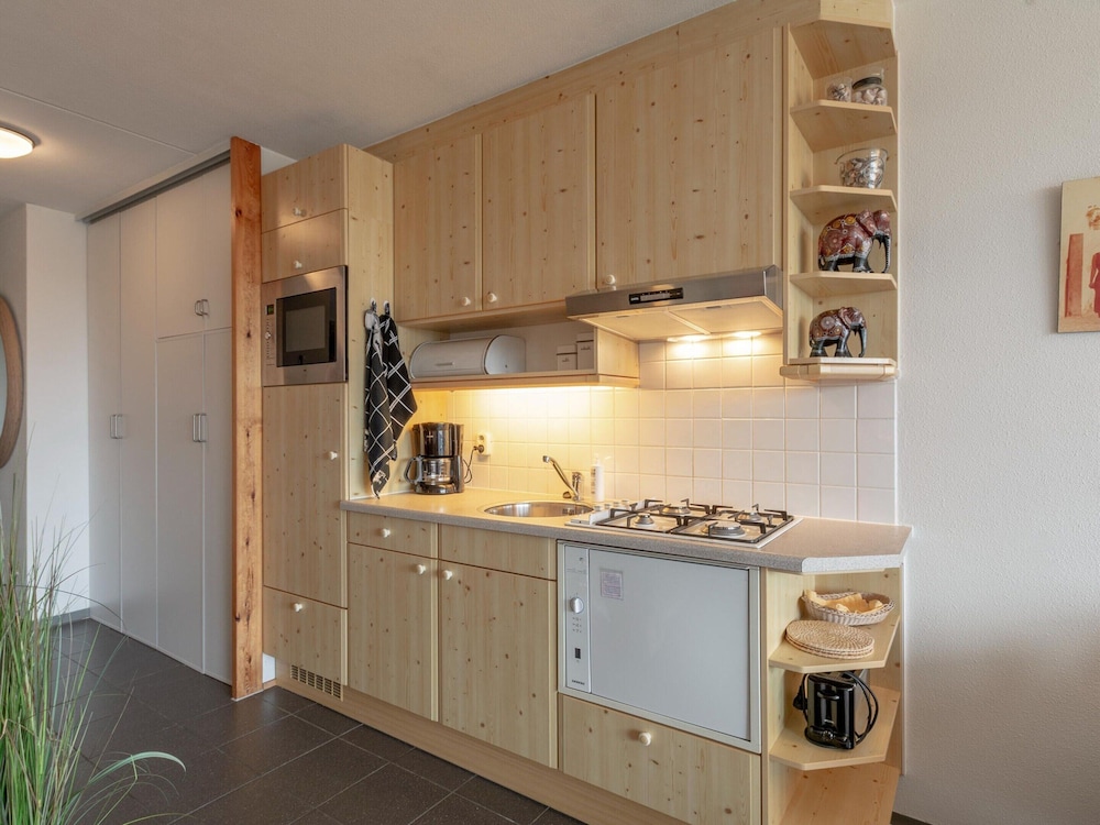 Photo 37