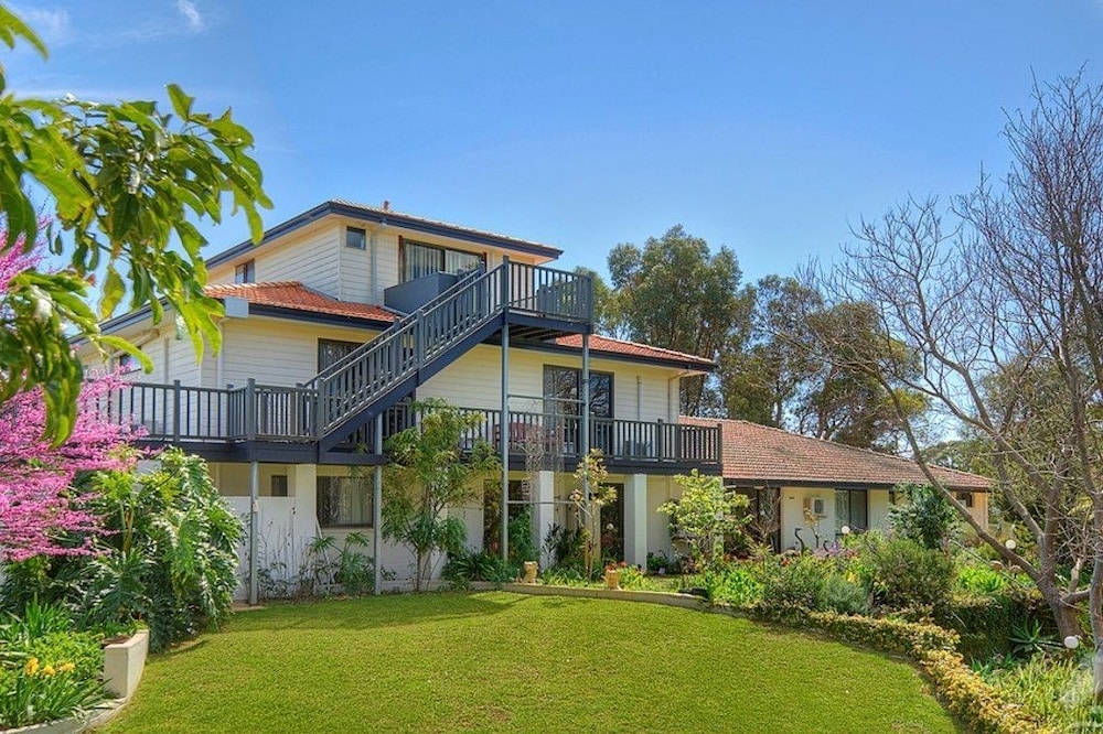 Hotel Martin Fields Beach Retreat - Image 1