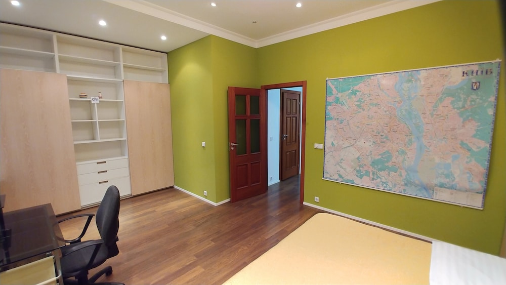 Kyiv Apartments