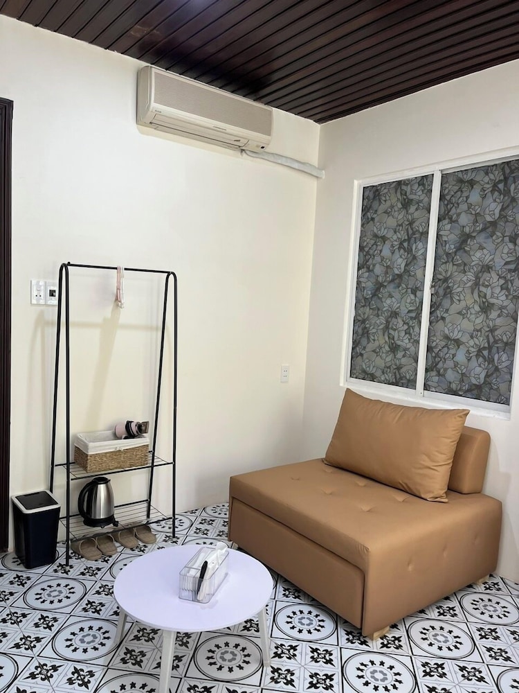 Lanni House