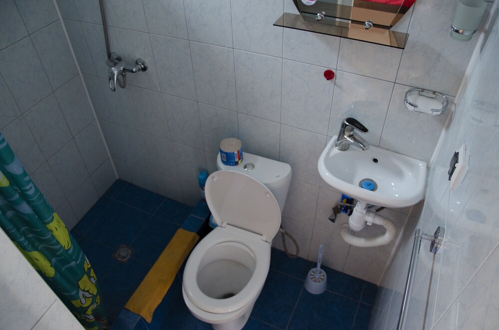Photo 33
