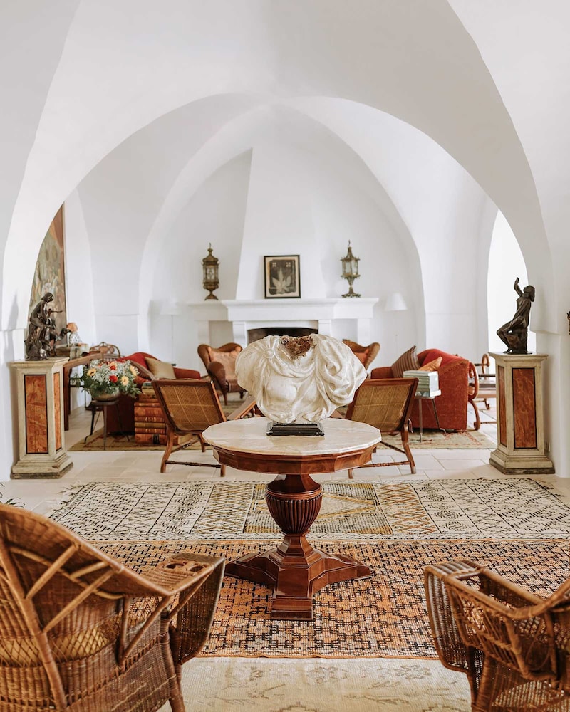 Masseria Lamacoppa Exclusive Estate Near Ostuni
