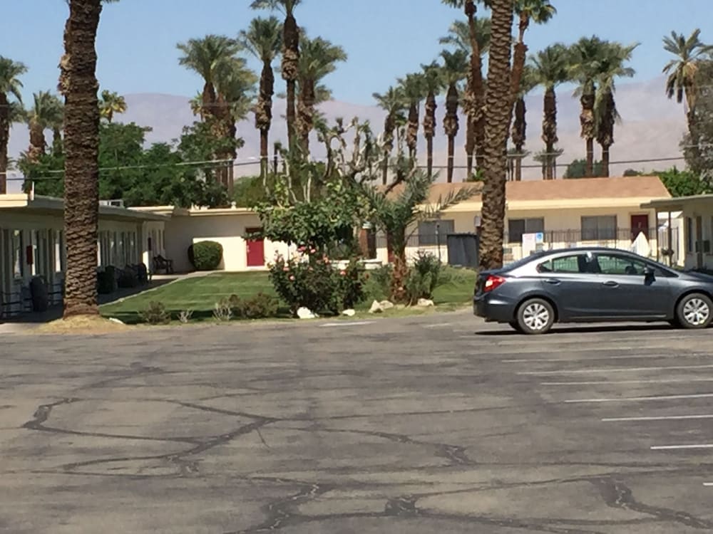 Western Sands Motel