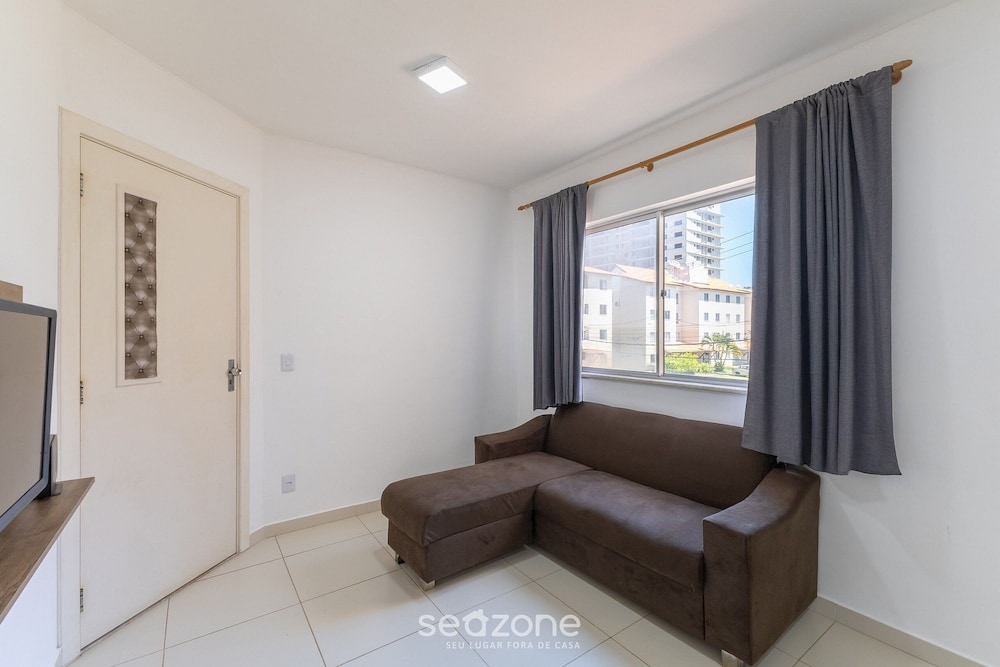 Apartment w/ Pool 350m From the Beach Vjgm0102