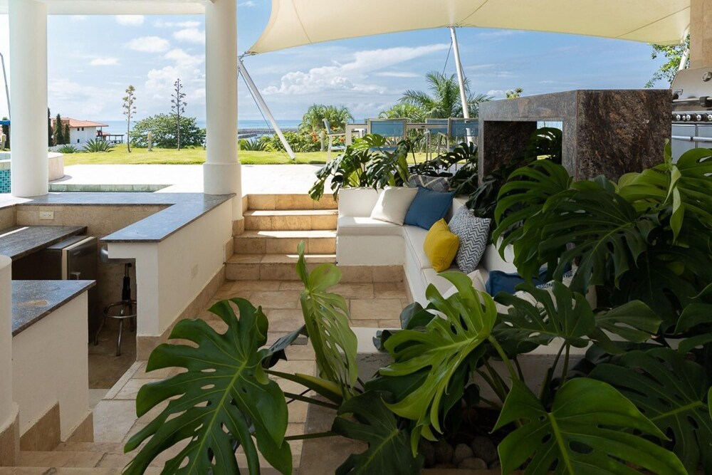Villa Serenidad by Acomodo