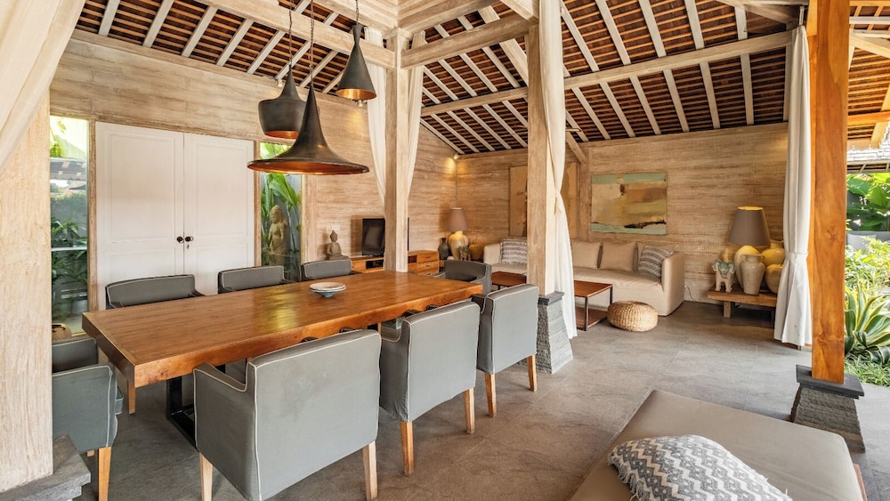 Taramille by Villa Finder