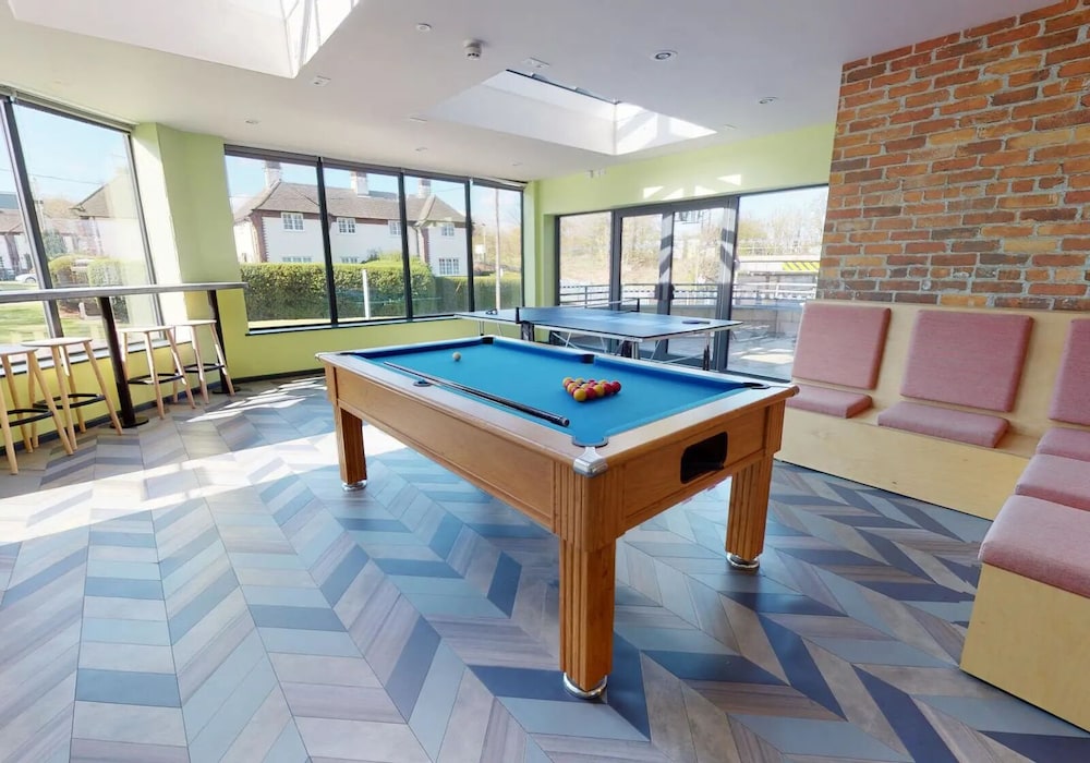 Opal Court