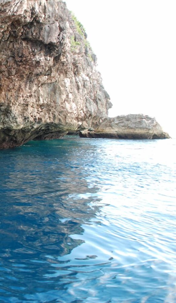 Malapascua Legend Water Sports & Resort