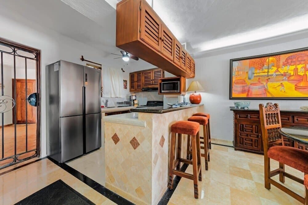 Ocean View 2Br Condo-balcony-beach-pool - 212