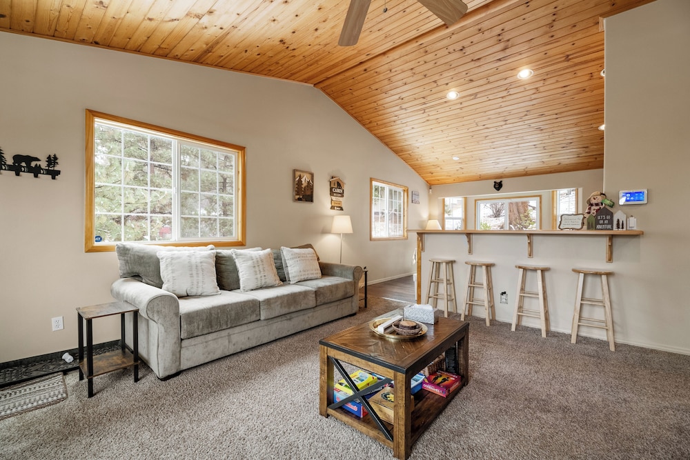 Rocky Top Retreat