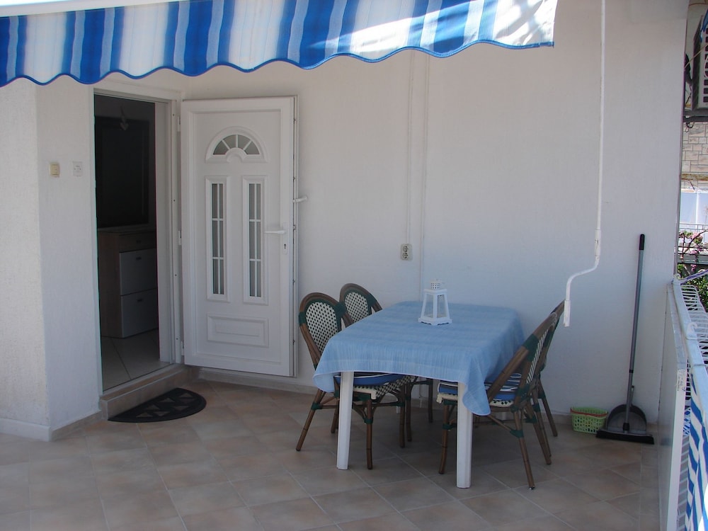 Photo 7