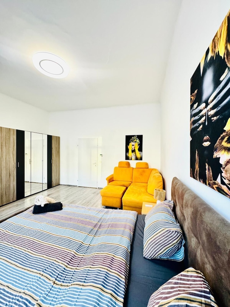 Affordable Cozy 3BR Apt Near FAC Platz
