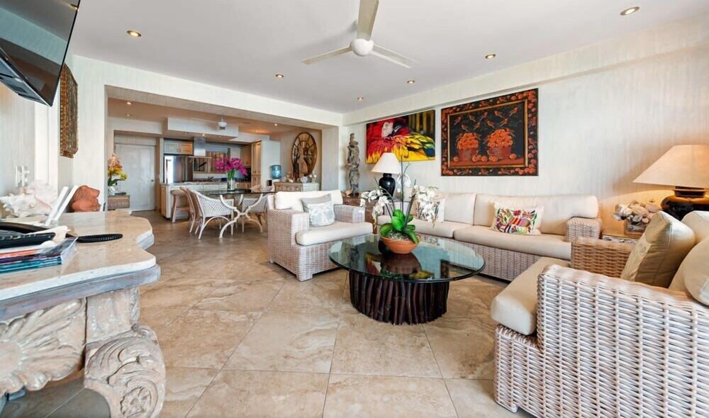 Ocean View 2Br Condo-balcony-beach-pool - 712