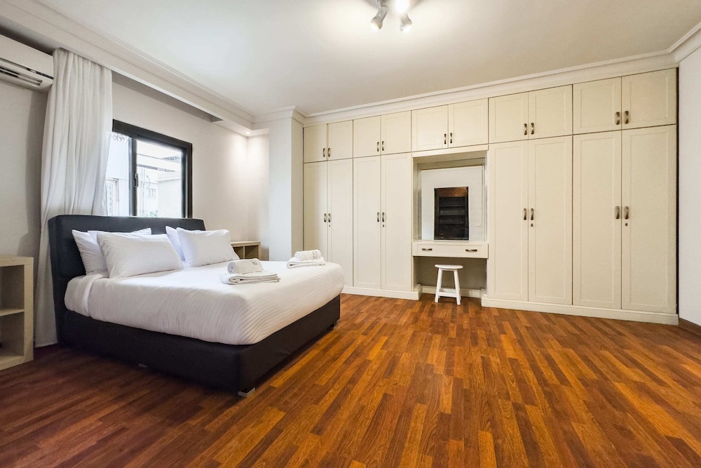 Xuru Stays I The Luxe Loft 2bdr Apt. @ Maadi