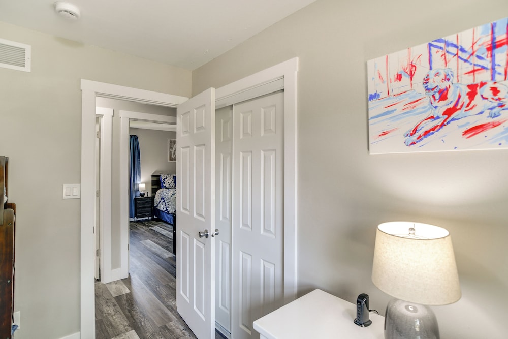 4 Mi to Big Creek State Park: Spacious Family Home