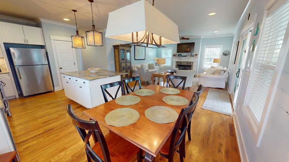 1313 6th Avenue - Rest A Shore