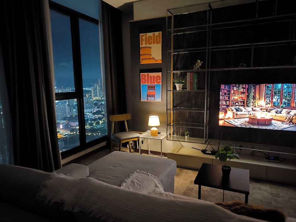 Expressionz KLCC By Laze Home