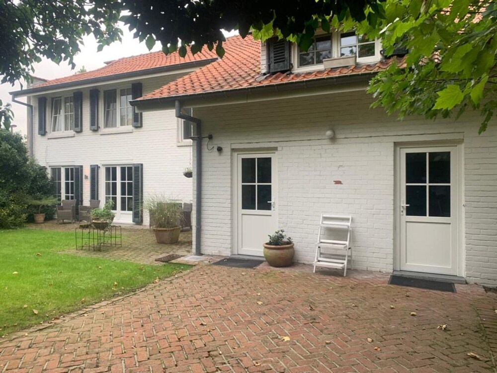 Charming Home w/ Garden