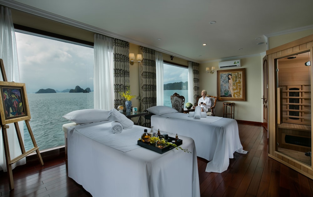 Emperor Cruises Legacy Halong
