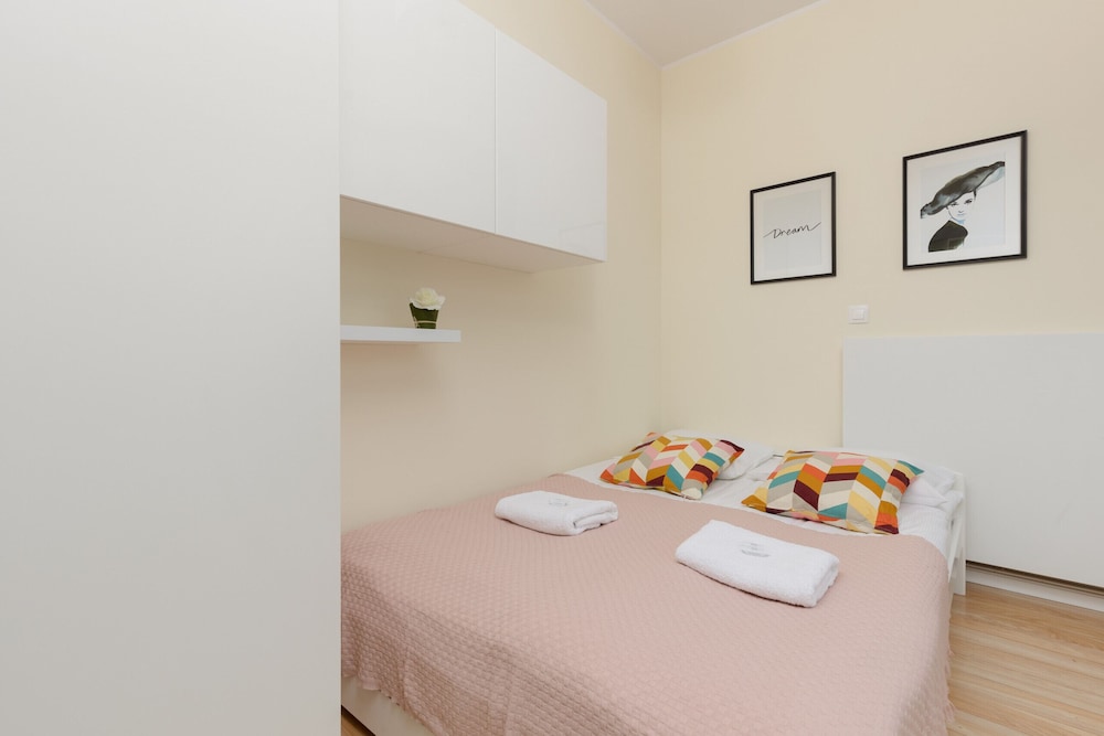 Niemcewicza Apartment by Renters view 4