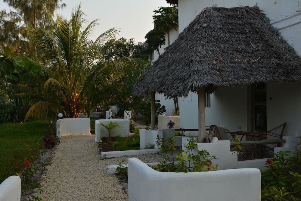Pemba Paradise
