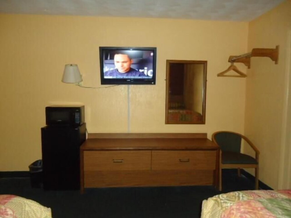 Relax Inn Elmira