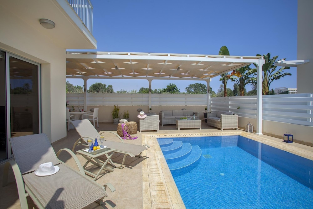 Villa Posidonas 3 in Protaras