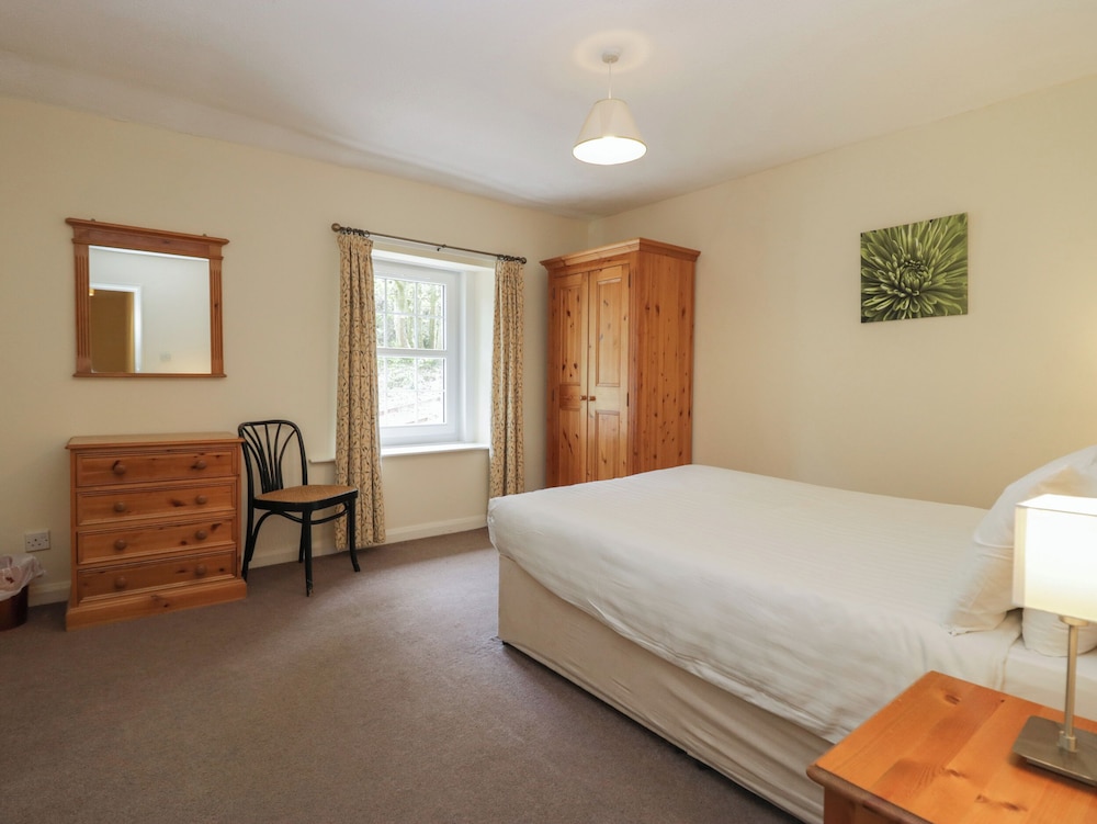 Garden Cottage No 2