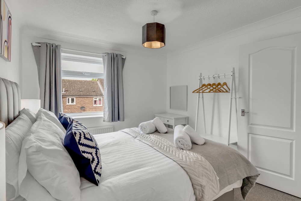 Host Stay Galley Lodge