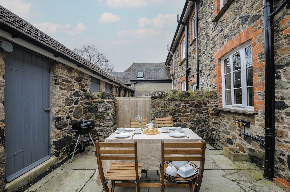 Hobbs Cottage