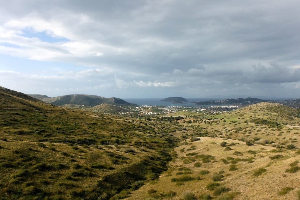 Outstanding Panoramic View, 10΄ Beach, 20΄ Airport view 5