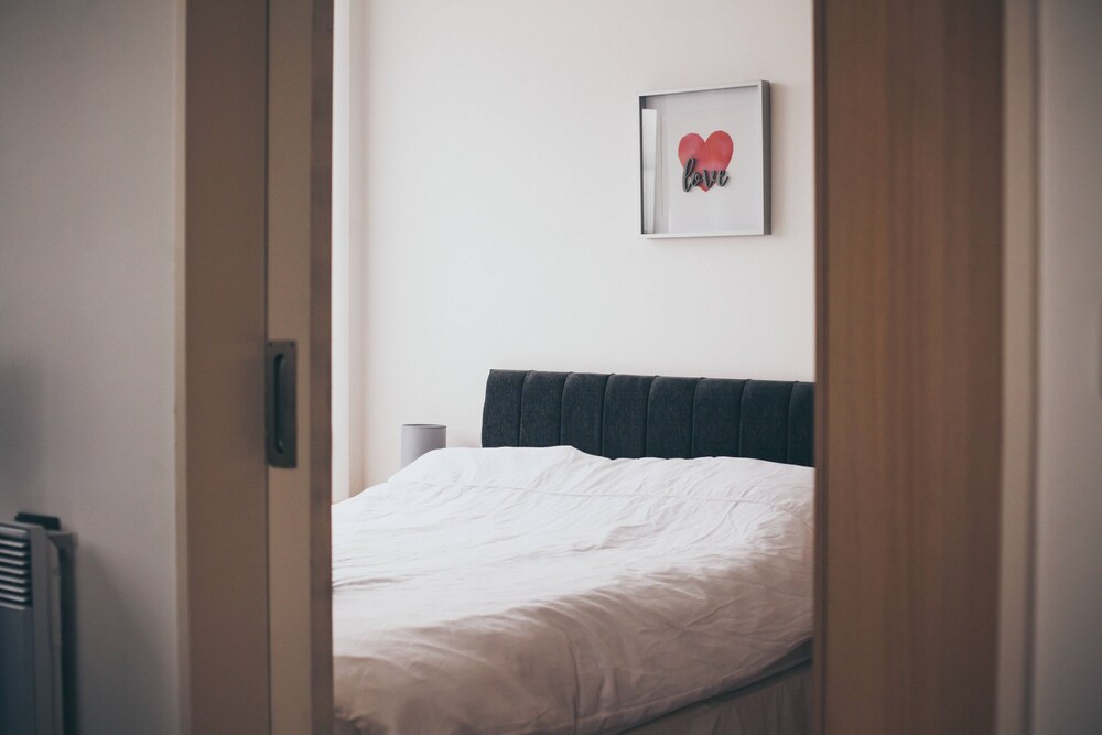 Kent Street - Apt 15 view 2