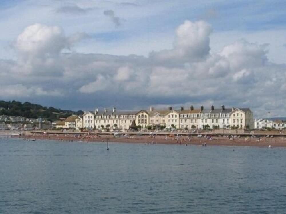 Lynton House
