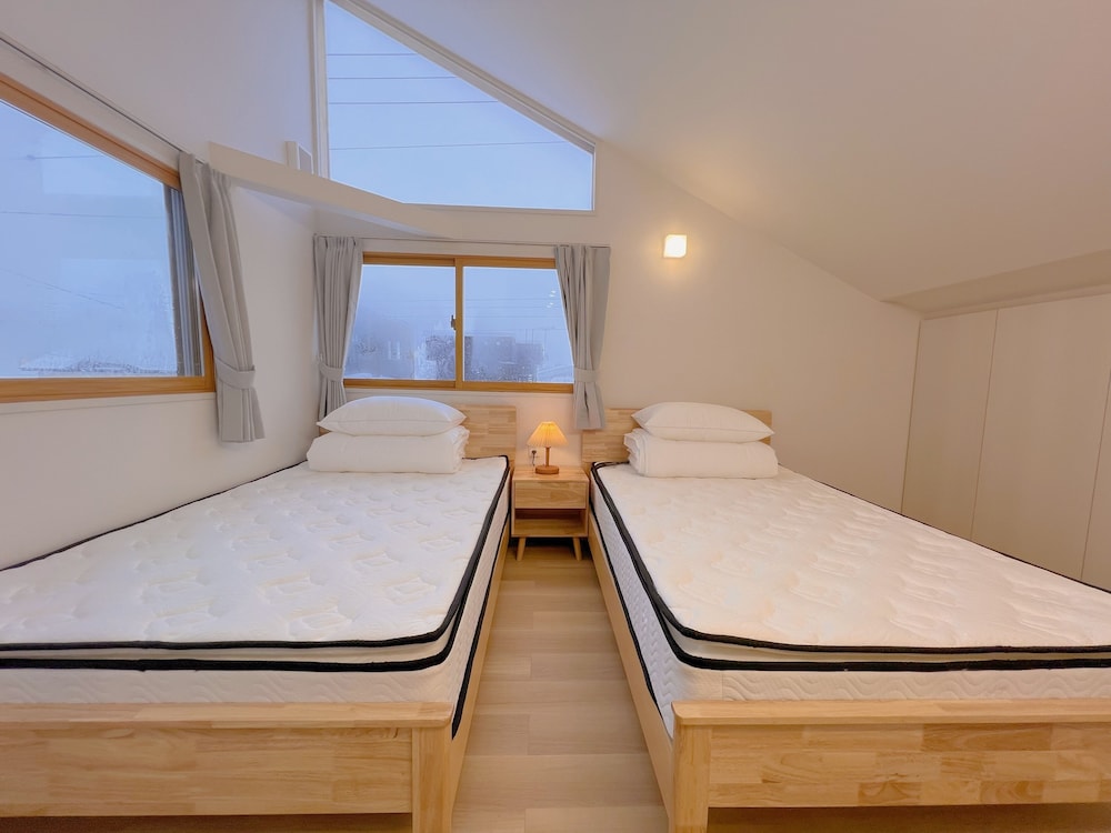 Snowball Hostel