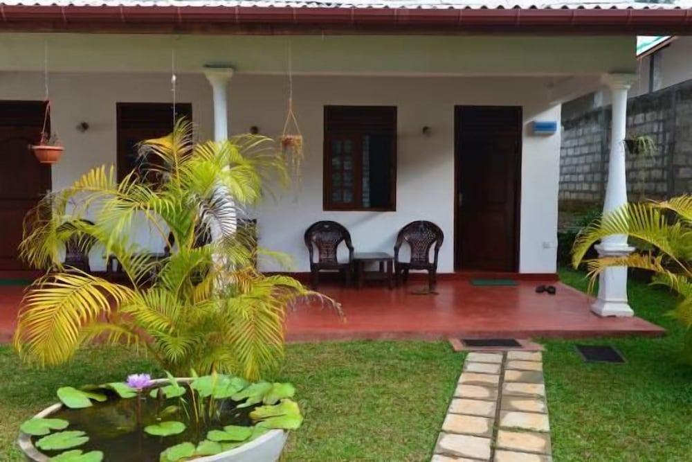 Lal HomeStay