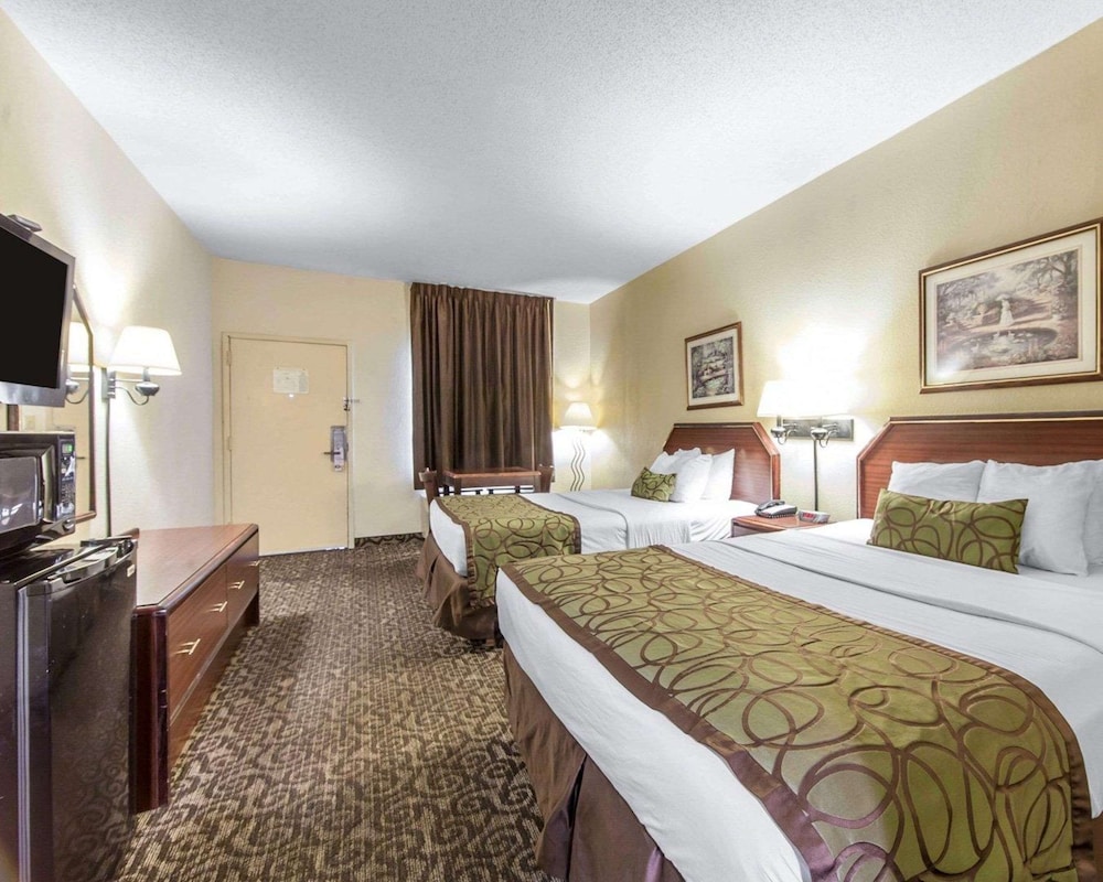 Quality Inn Johnson City near Downtown