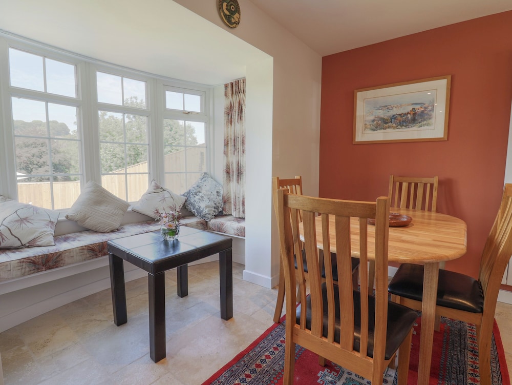 Myrtle Cottage