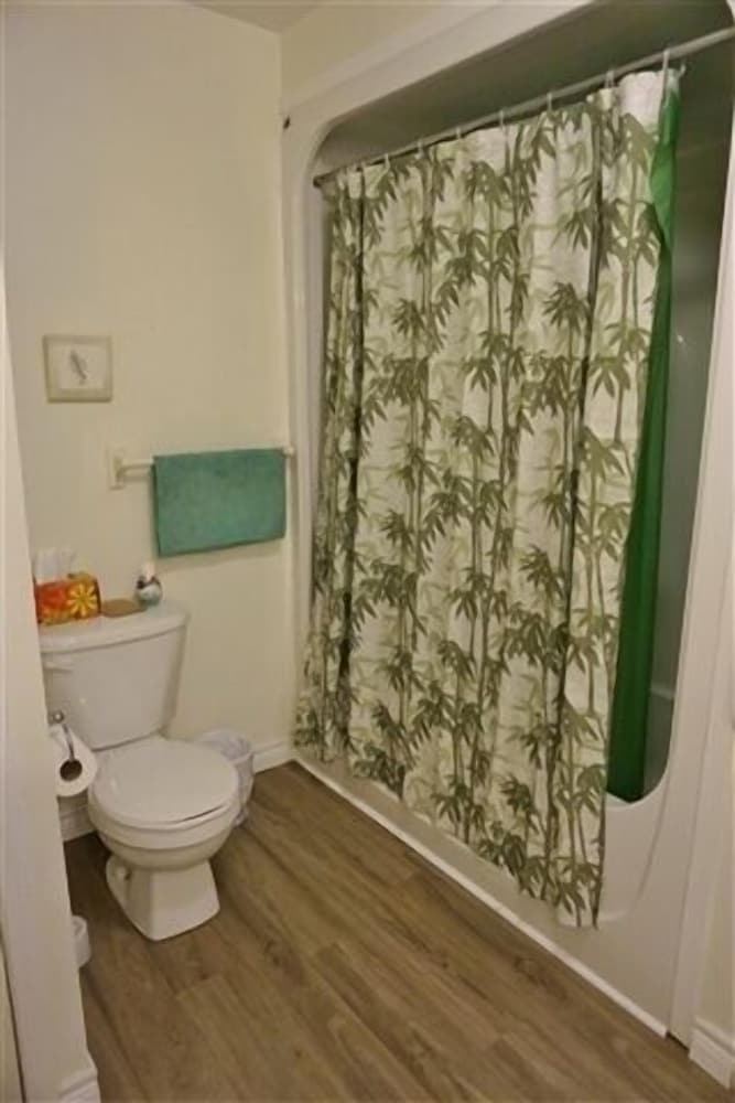 457 Lake St Peter 3 Bedroom Cottage
