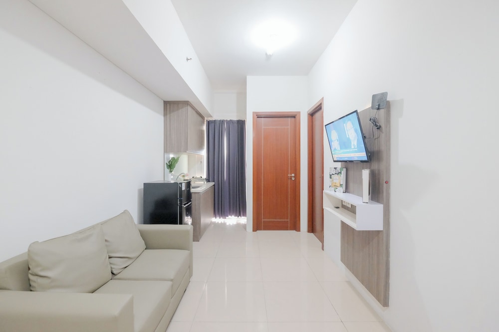 Cozy and Sweet 2BR Apartment at Vittoria Residence