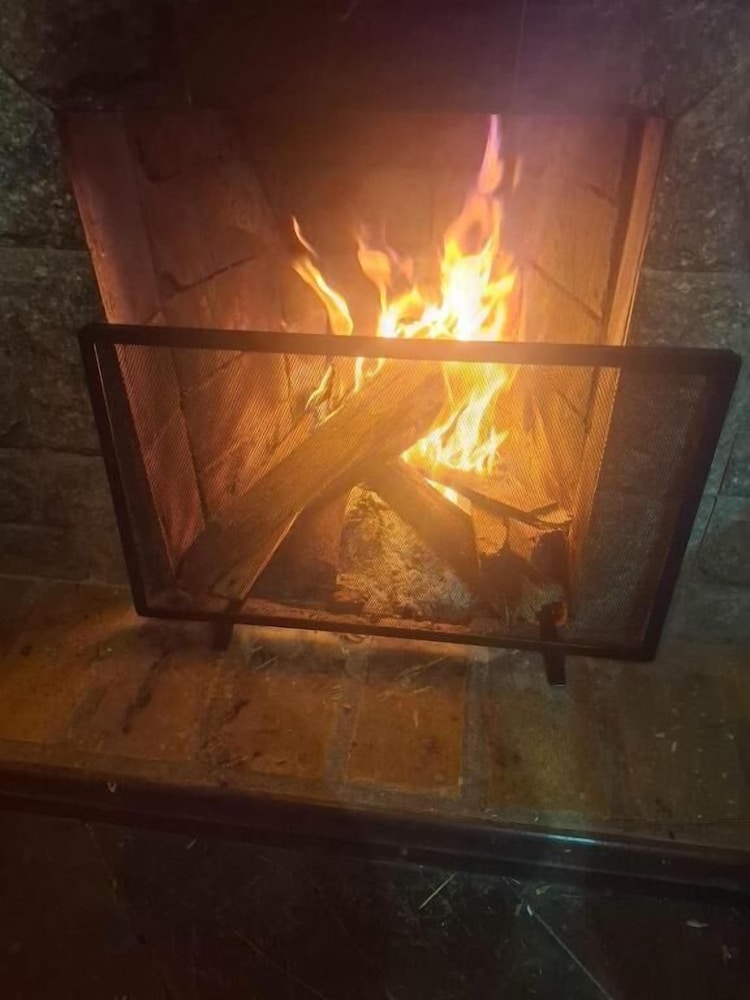 Chalé com hidro e café da manhã