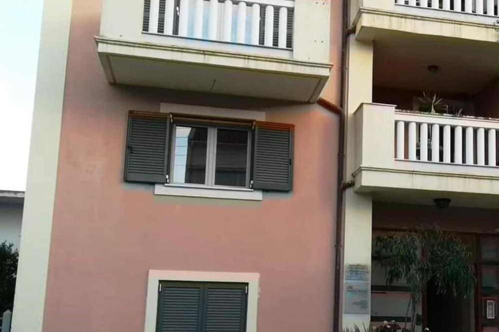 Sior Dionysios Apartments