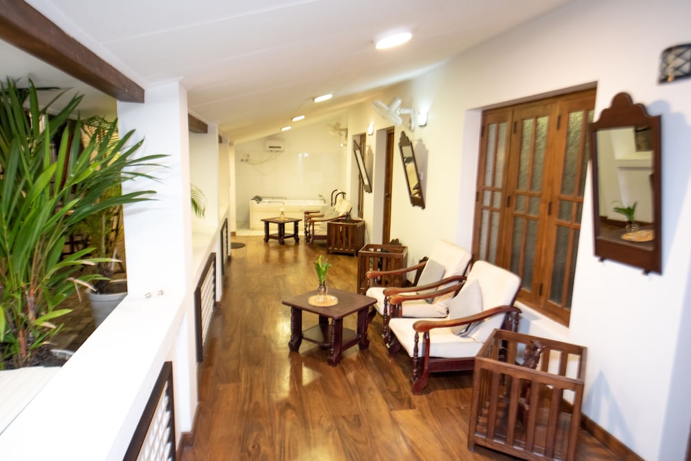 New Old Dutch House - Galle Fort