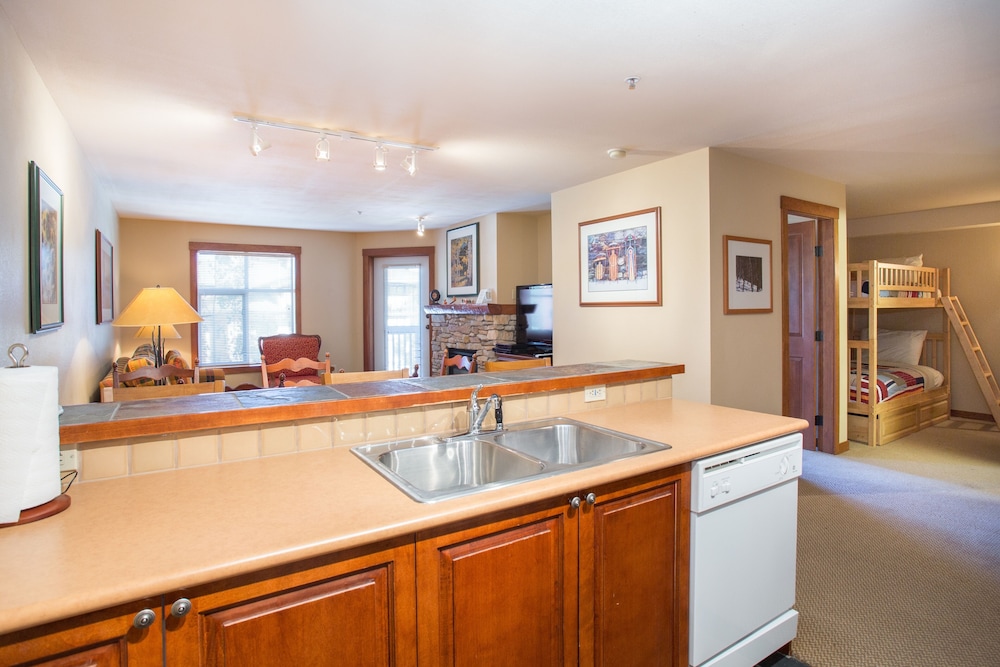 One Bedroom Condos at Powderhorn Lodge - Solitude UT