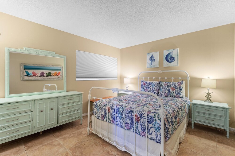 Chateau by the Sea 34B