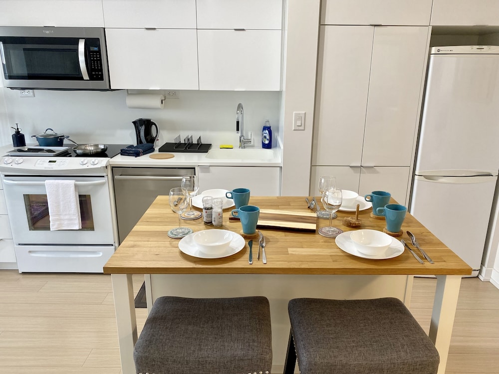 Waterfront Luxury Residences
