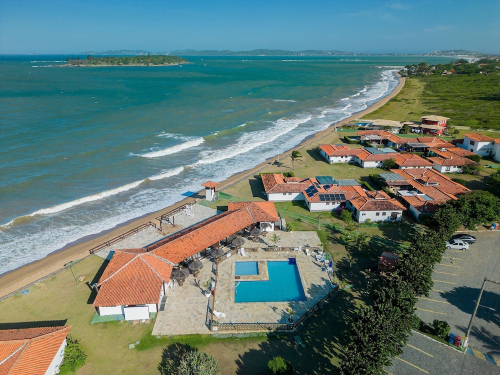 Bz60 Casa em condomínio pé na areia